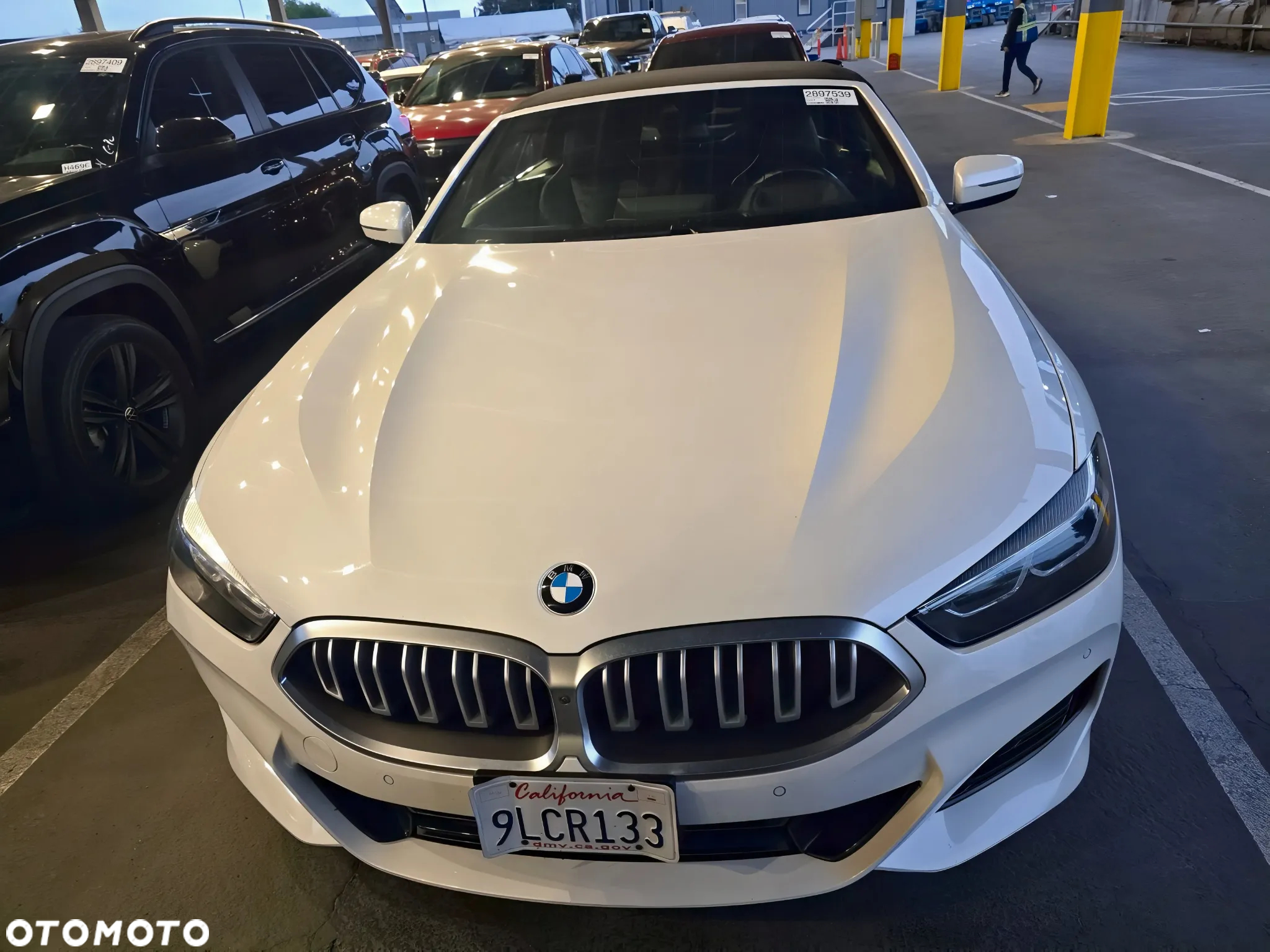 BMW Seria 8 840i Cabrio - 2