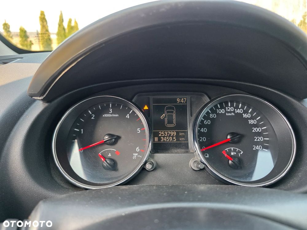 Nissan Qashqai 2.0 dCi 4x4 Acenta EU5 - 12