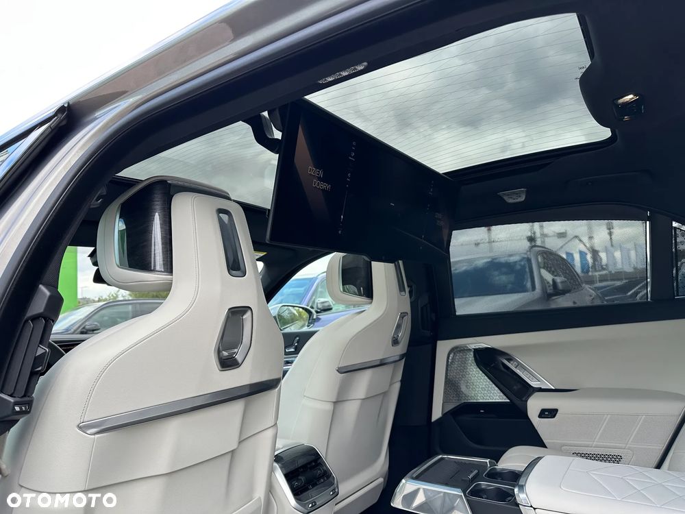 BMW Seria 7 740d xDrive mHEV M Sport sport - 24