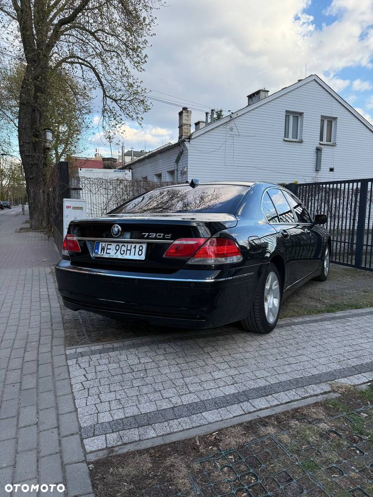 BMW Seria 7 730d L - 32