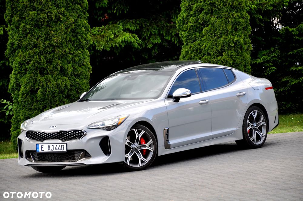 Kia Stinger - 3