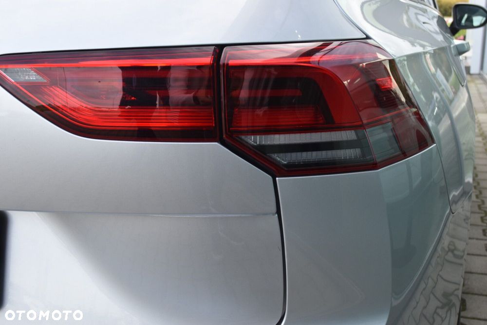 Volkswagen Golf - 37