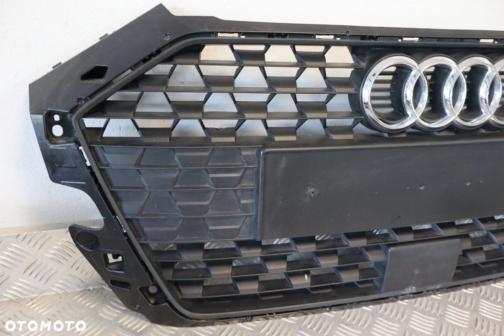 GRILL GRIL ATRAPA AUDI A1 II 82A 82A853653 82A853653A 2018- - 3
