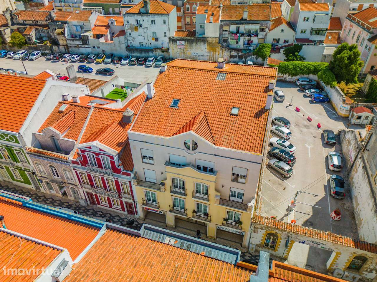 Apartamento T4 no centro de Caldas da Rainha - Grande imagem: 2/60