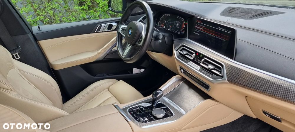 BMW X6 xDrive40d mHEV - 9