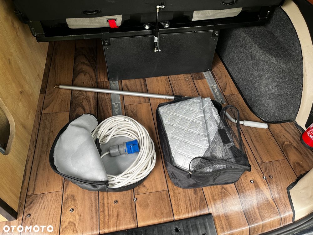 Volkswagen Transporter 4Motion 4x4 Kamper Mercus California - 19