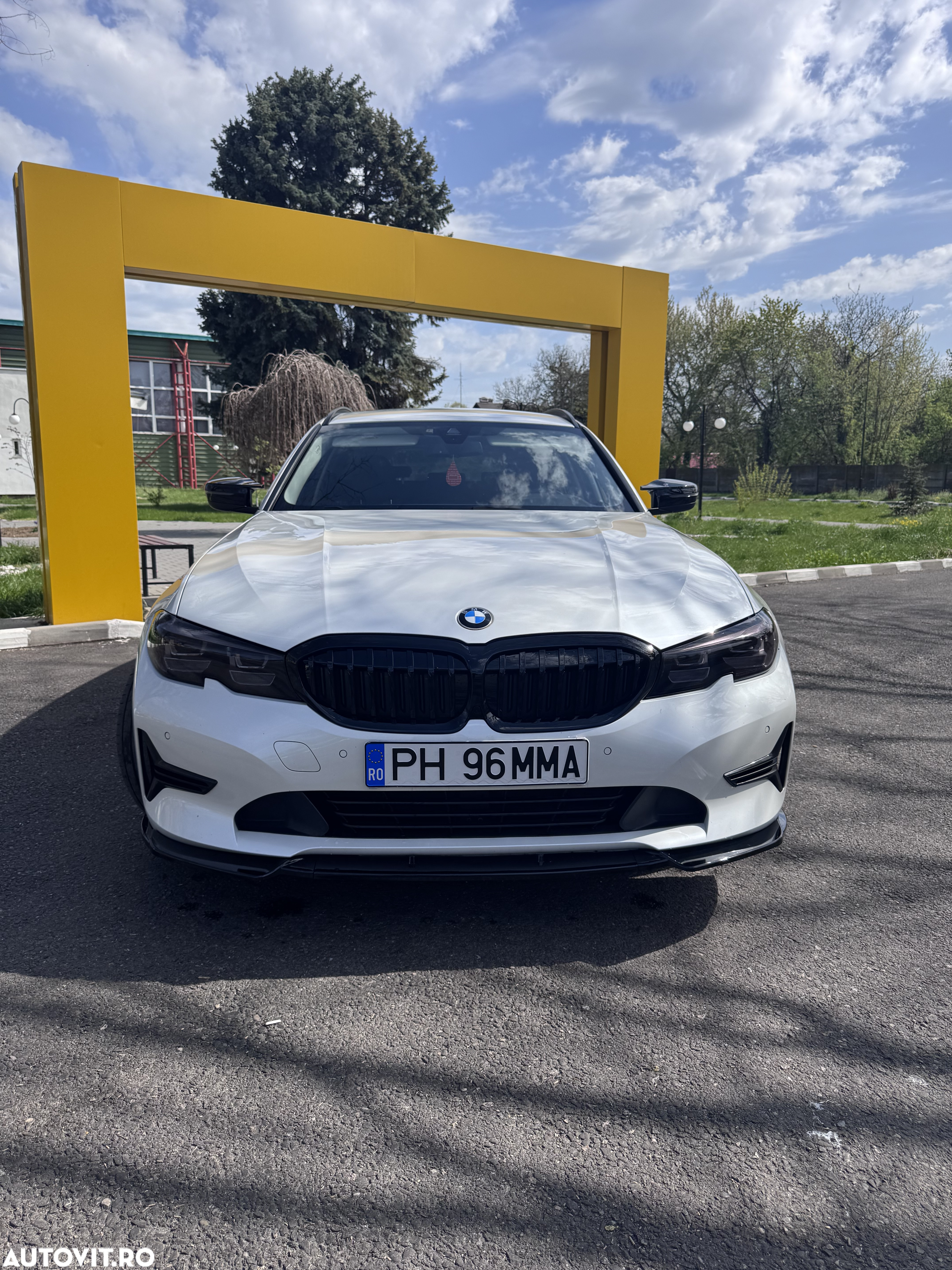 BMW Seria 3 318i Touring Aut. Sport Line - 13