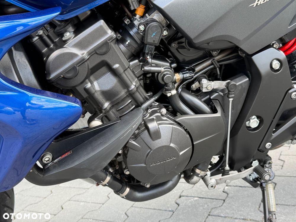 Honda Hornet - 35