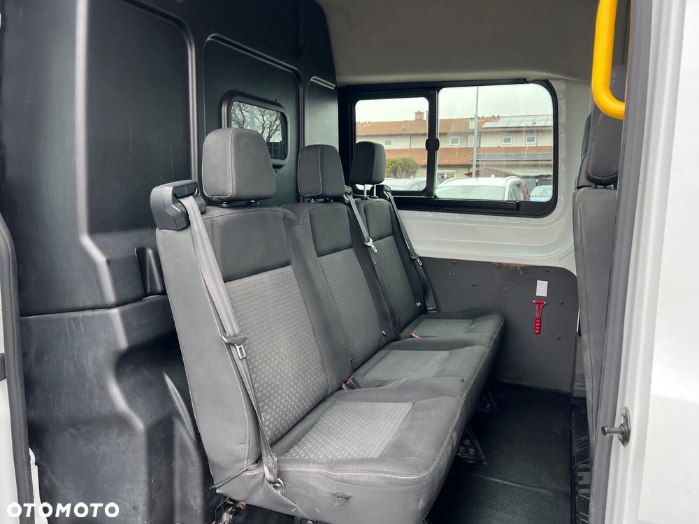 Ford Transit - 20