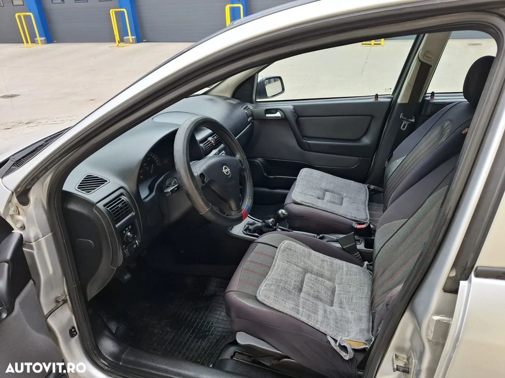 Opel Astra - 3