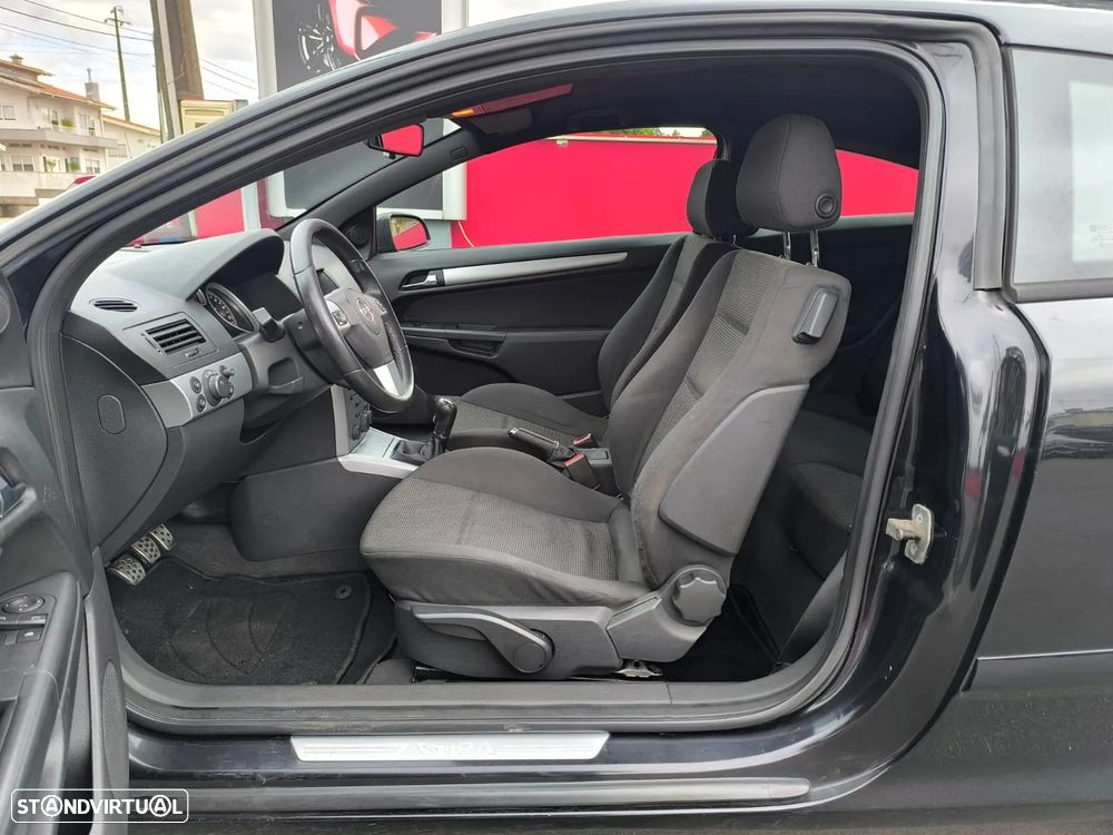 Opel Astra GTC 1.3 CDTI - 14
