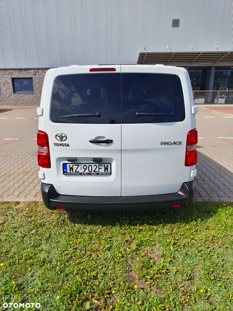 Toyota ProAce Kombi D-4D Long 2,8t - 3