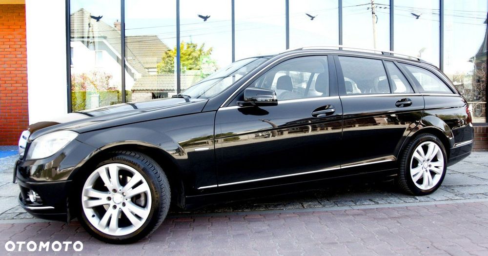Mercedes-Benz Klasa C 200 7G-TRONIC Avantgarde Edition - 31