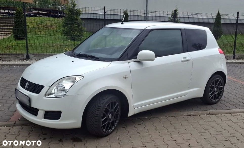 Suzuki Swift 1.3 Classic - 5