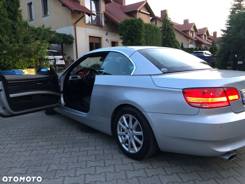 BMW Seria 3 320i - 16