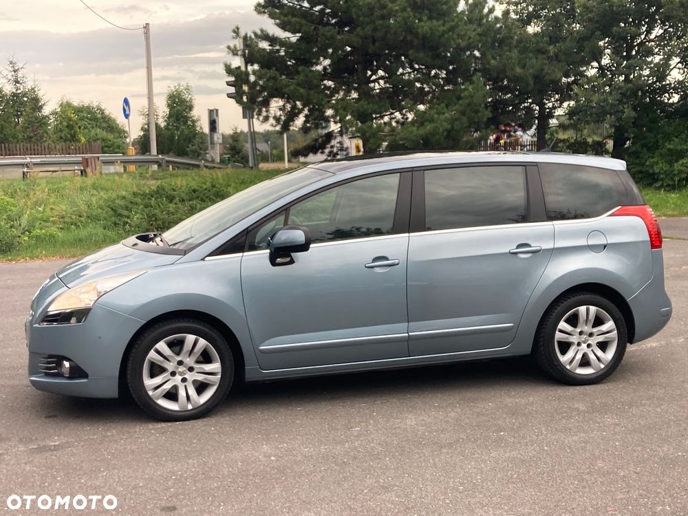 Peugeot 5008 - 13