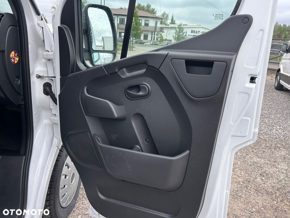 Opel Movano - 21