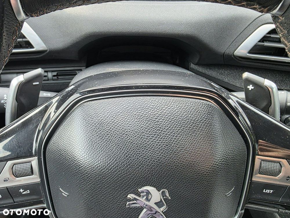 Peugeot 3008 - 25