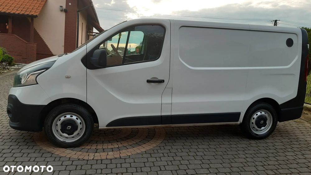 Renault Trafic - 22