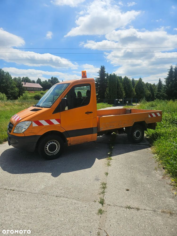 Mercedes-Benz Sprinter - 9