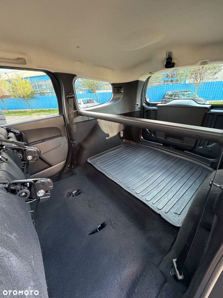 Dacia Lodgy 1.5 Blue dCi Laureate S&S EU6d - 22