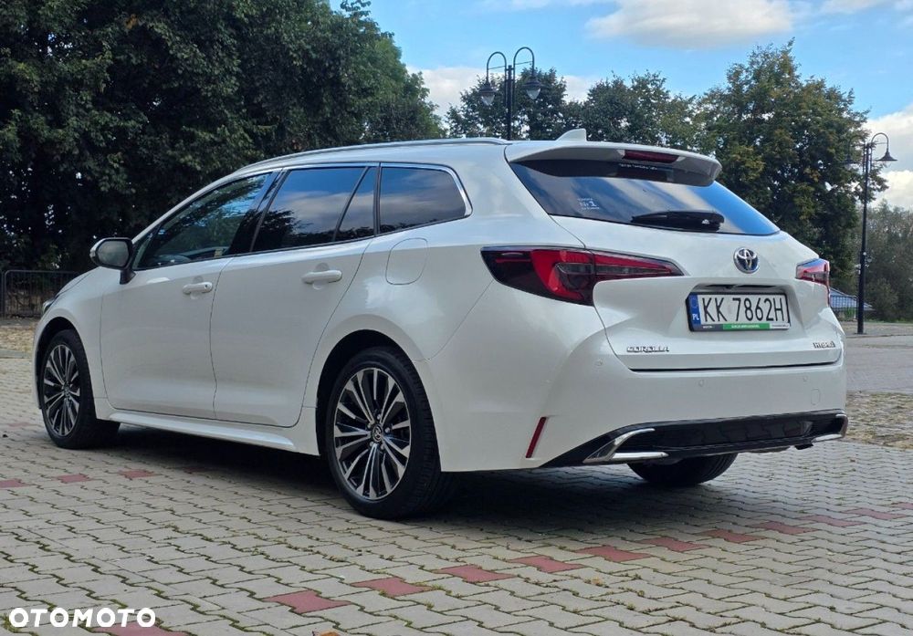 Toyota Corolla - 8