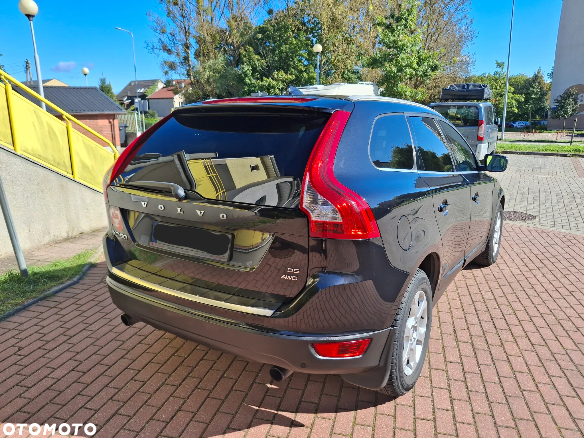 Volvo XC 60 2.4D AWD Momentum - 6