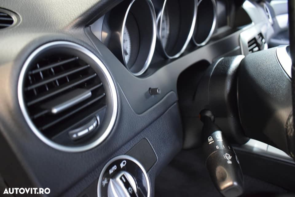 Mercedes-Benz C 180 CGI BlueEFFICIENCY - 11