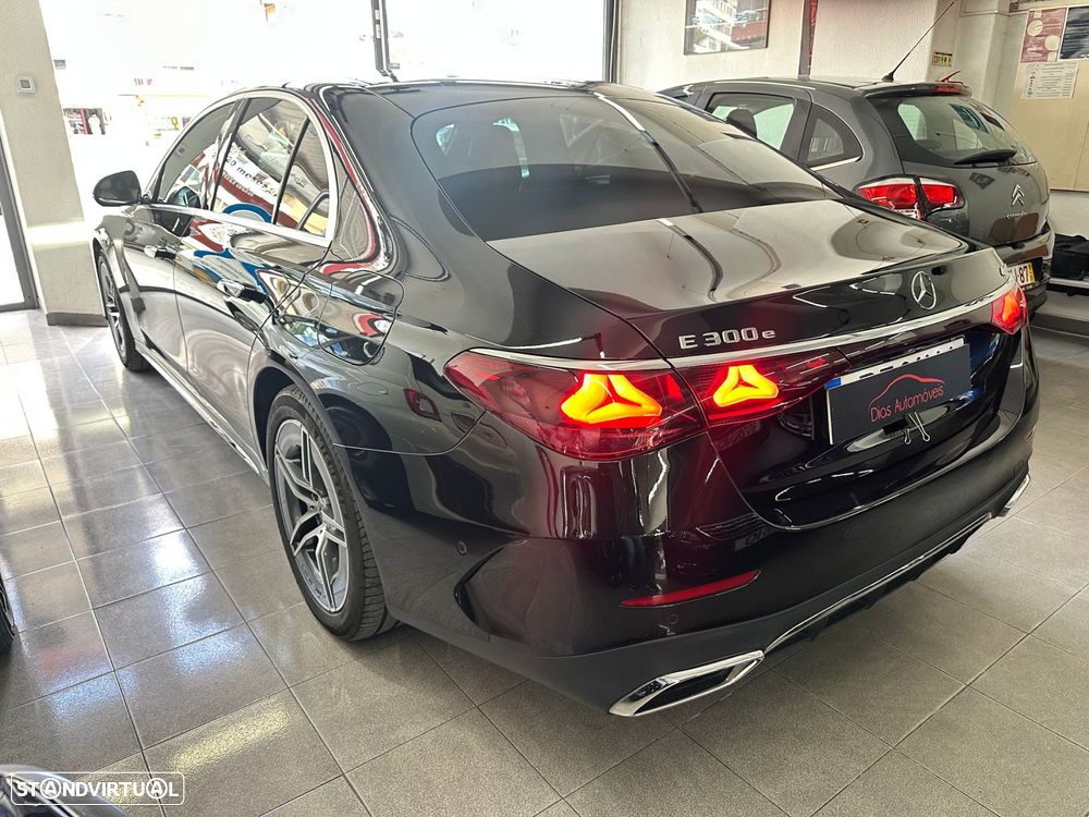 Mercedes-Benz E 300 e 4Matic - 5