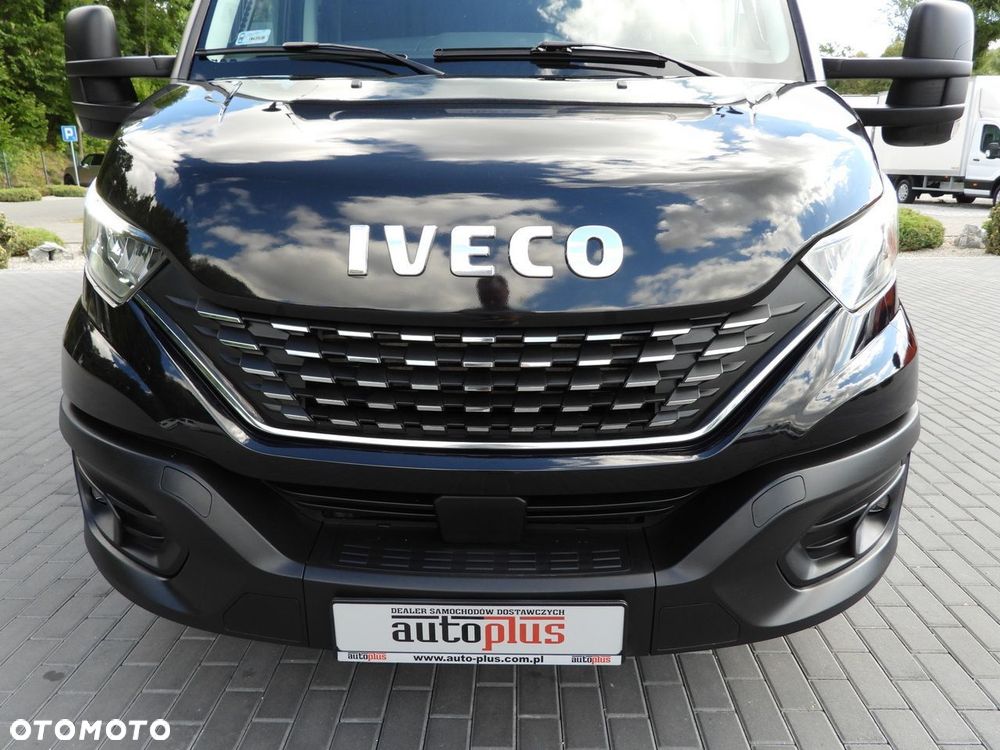 Iveco DAILY 35S18 KONTENER WINDA 8 PALET WEBASTO TEMPOMAT NAWIGACJA LEDY PNEUMATYKA KLIMATYZACJA  180KM - 15