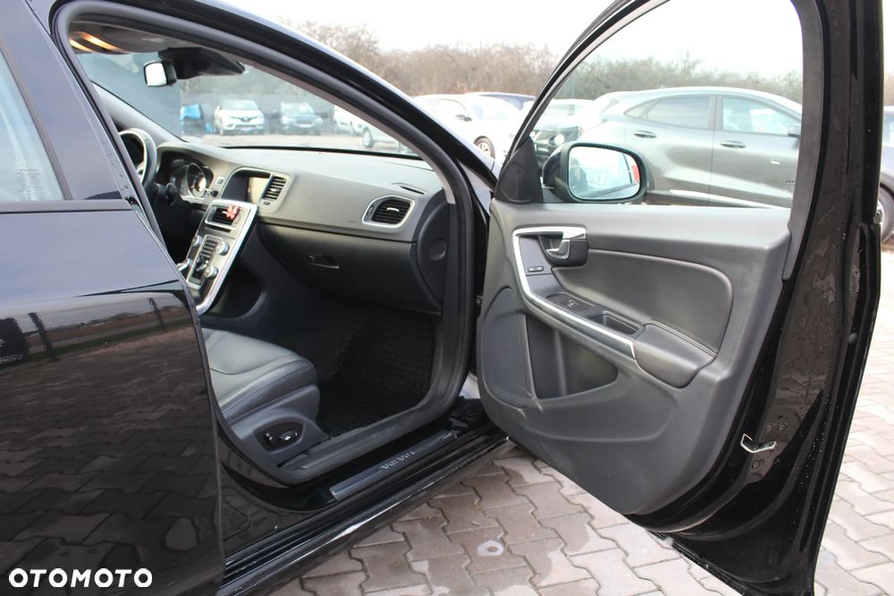 Volvo S60 T5 Geartronic Summum - 31