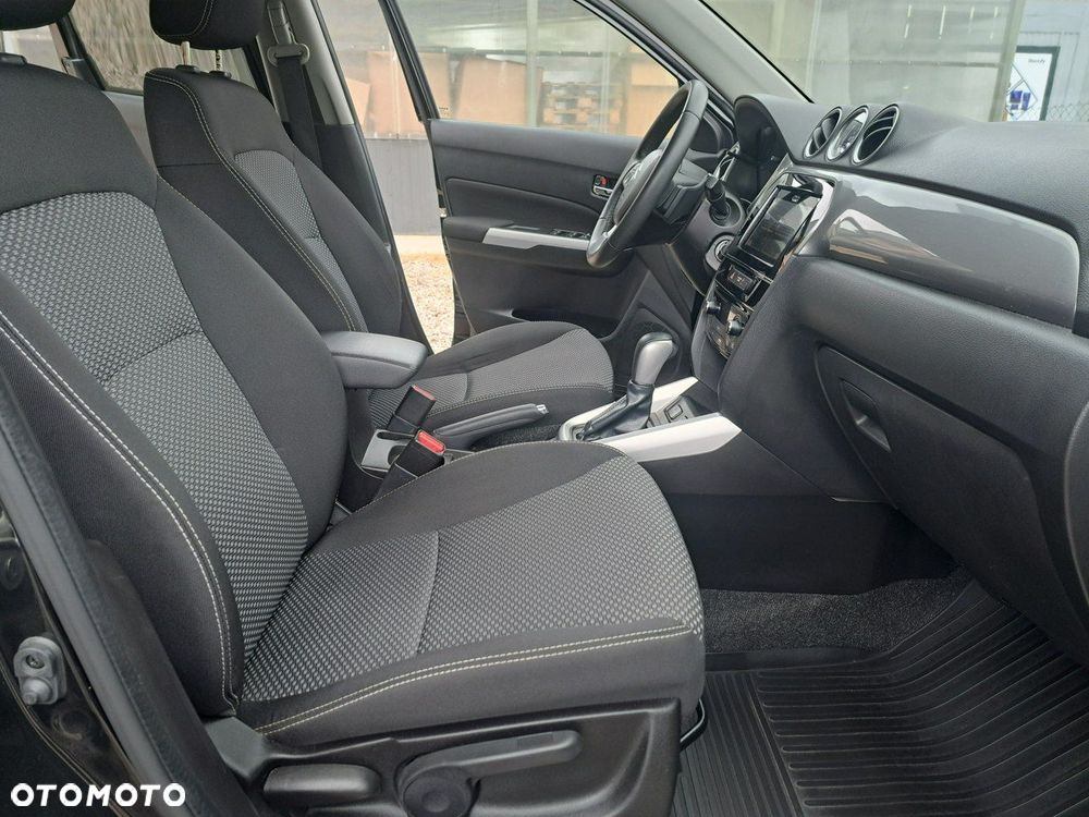 Suzuki Vitara 1.6 Comfort 2WD - 14