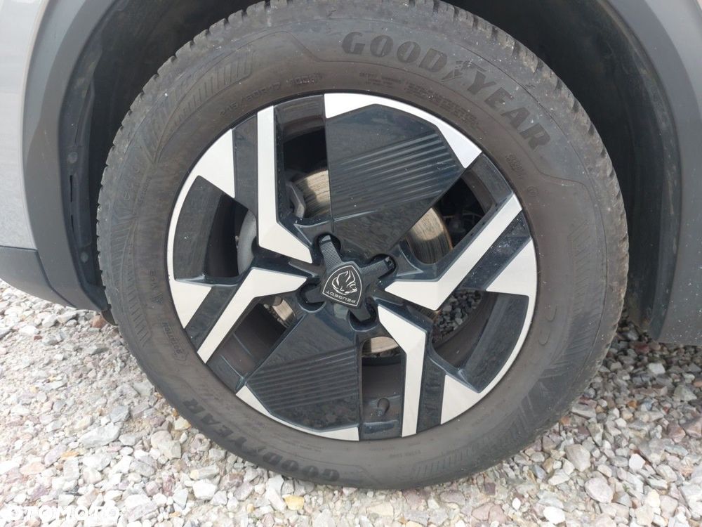 Peugeot 2008 - 11