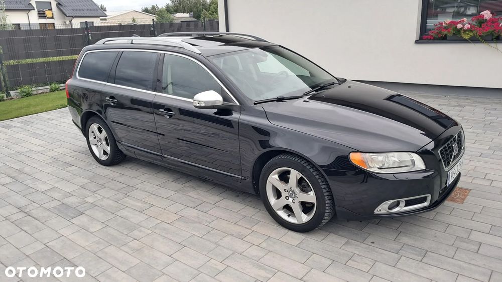 Volvo V70 2.0D Summum - 25
