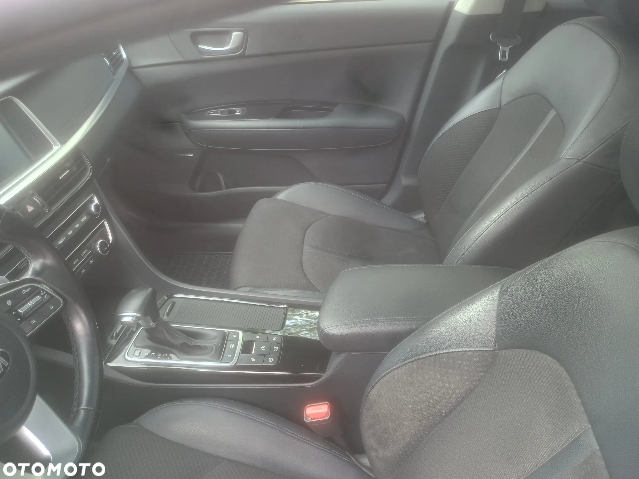 Kia Optima - 12