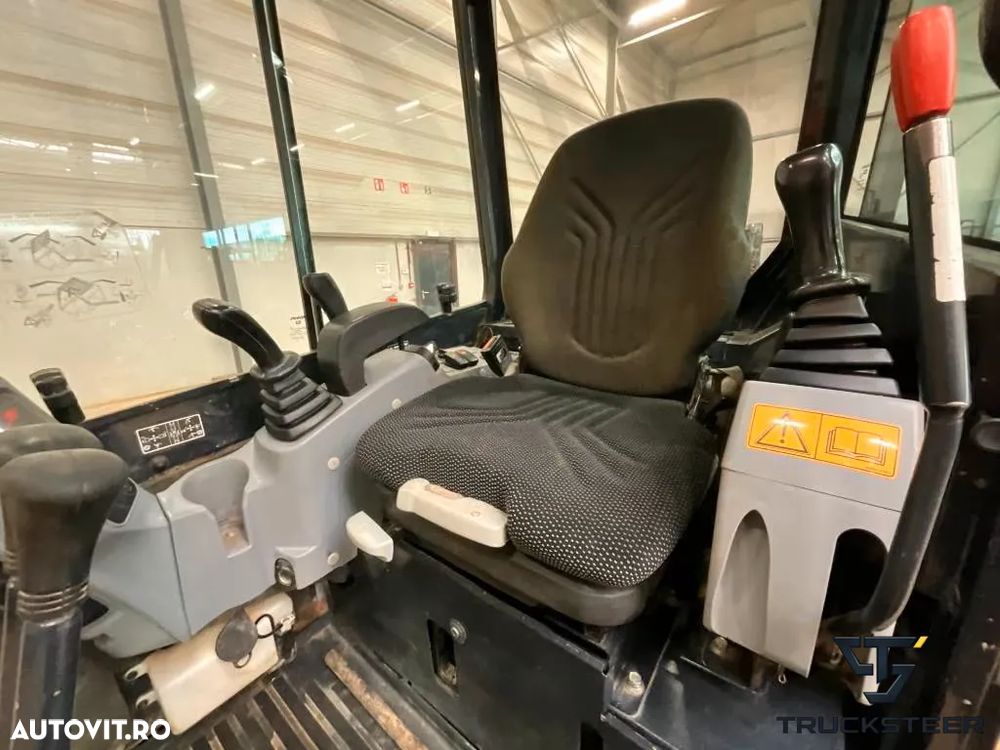 Kubota U 27-4 | JoyStick | Lama Nivelatoare - 7