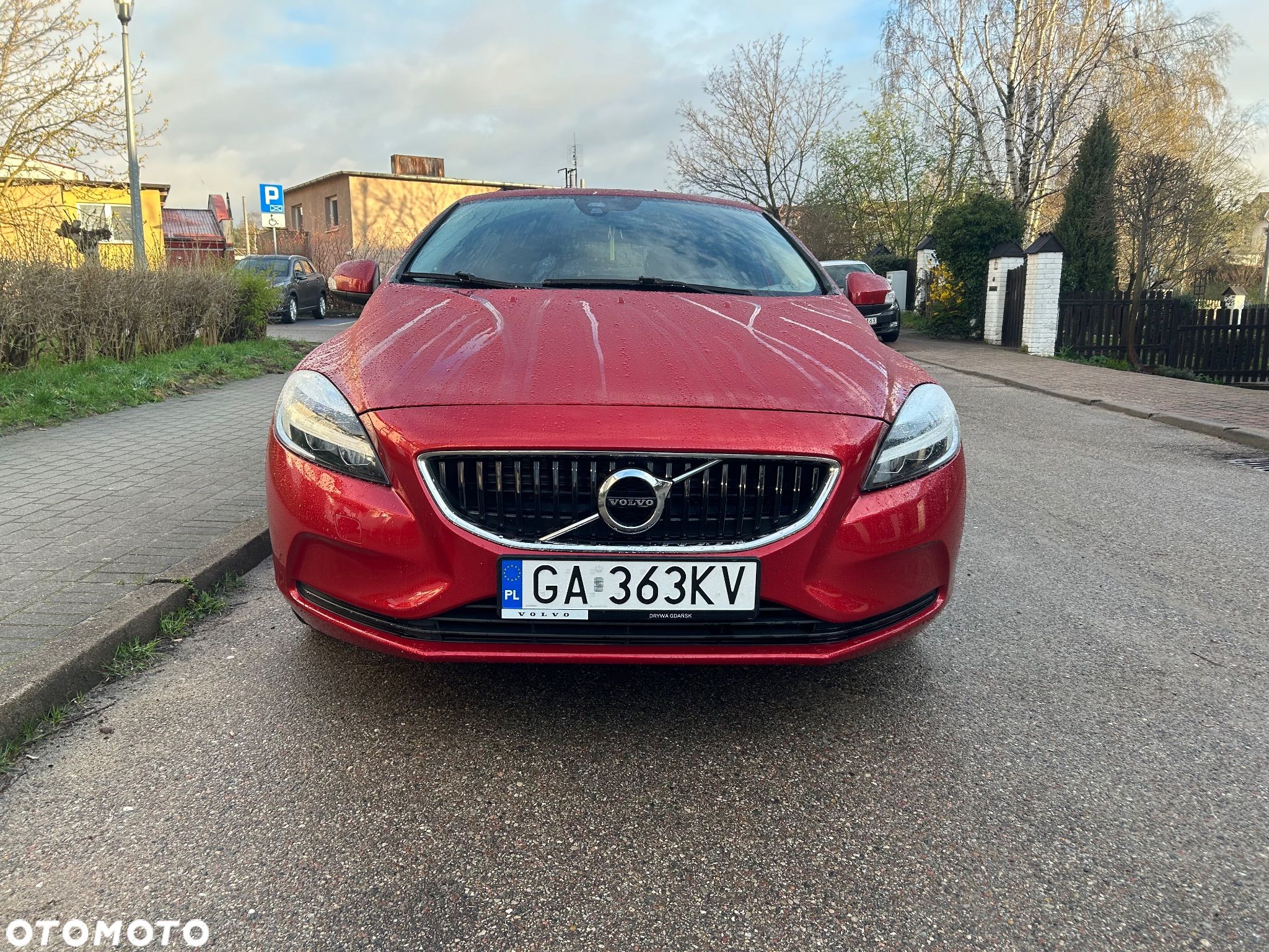 Volvo V40 D2 Momentum - 1