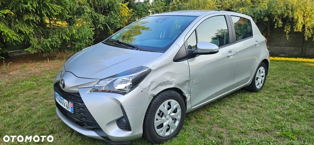 Toyota Yaris 1.5 Active - 2