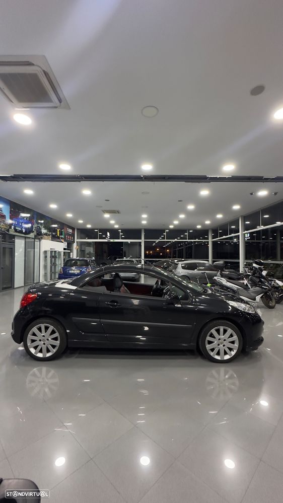 Peugeot 207 CC 1.6 THP 16V Sport - 11