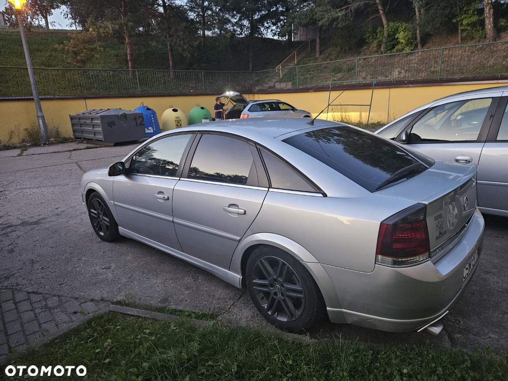 Opel Vectra 1.8 Club - 2