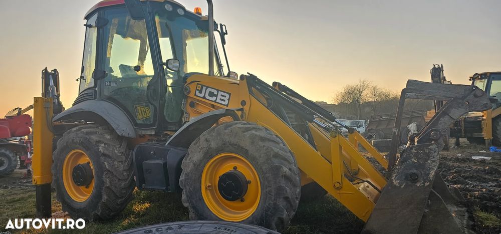 JCB 3CX Super Buldoexcavator - 5