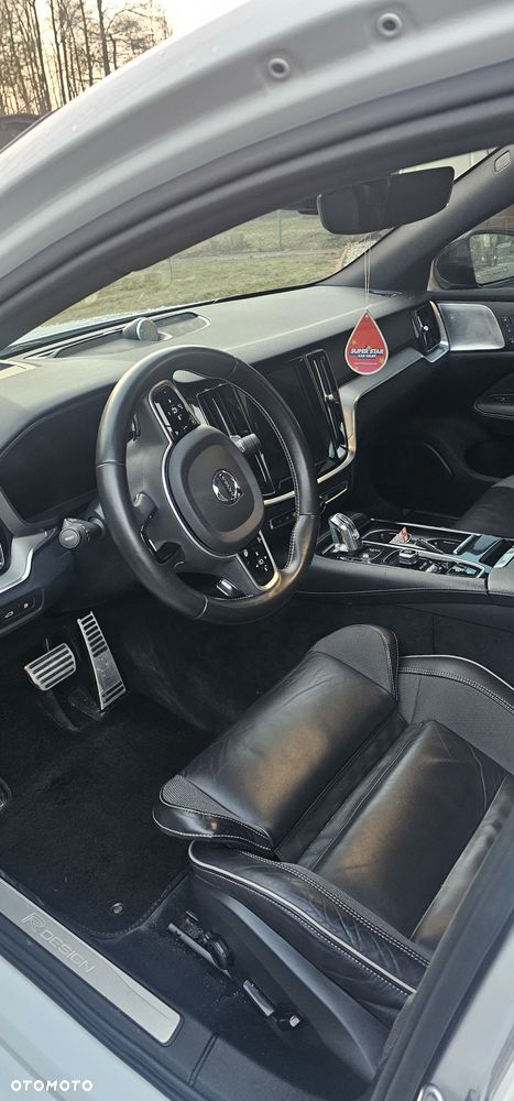 Volvo S60 T8 Twin Engine AWD Geartronic RDesign - 13