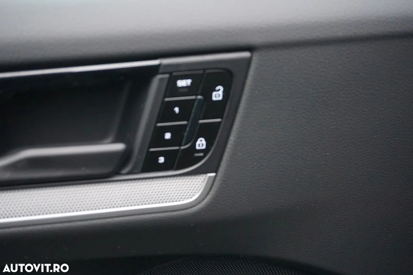 Porsche Cayenne Coupe S E-Hybrid - 7