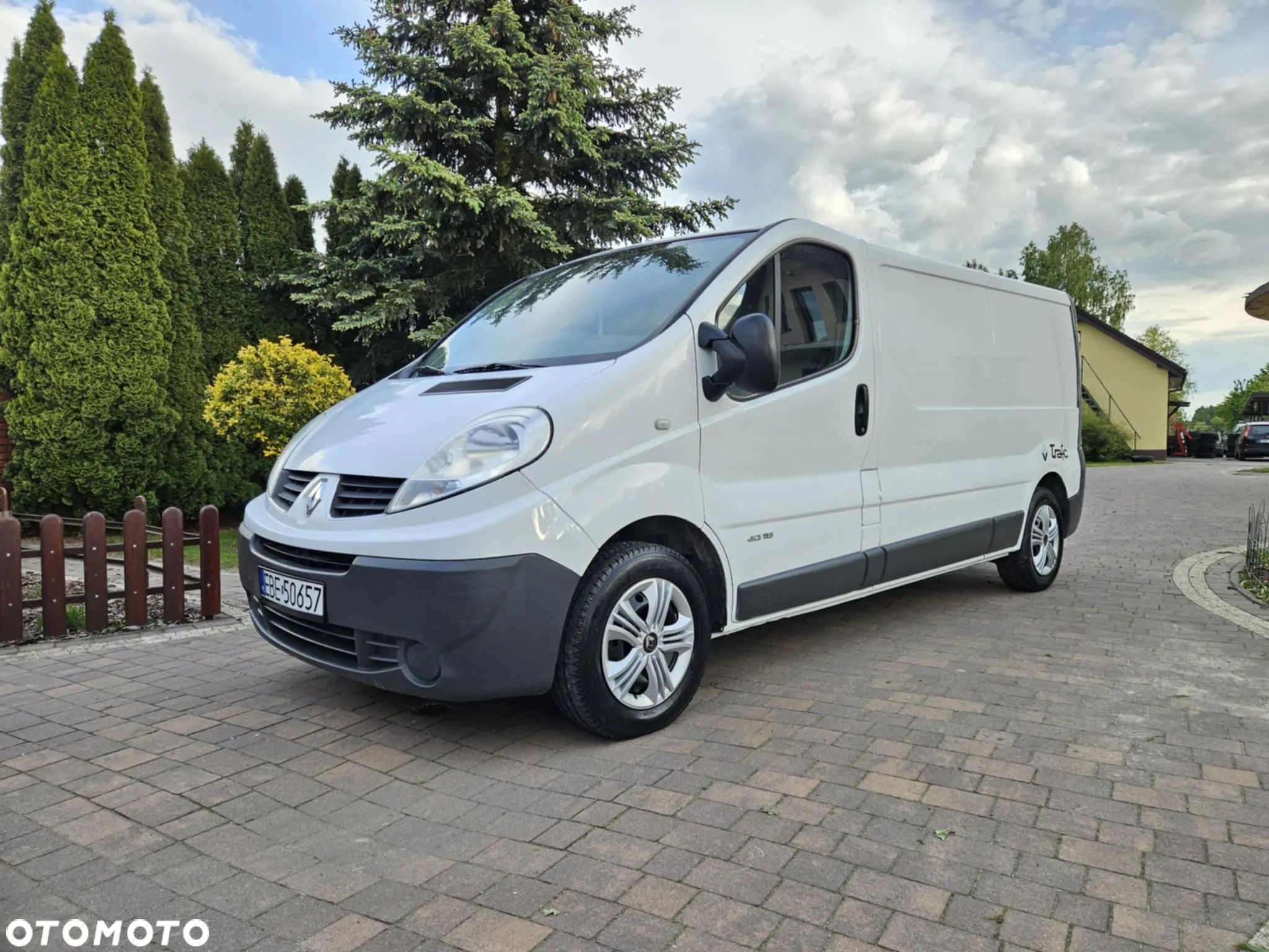 Renault Trafic - 1