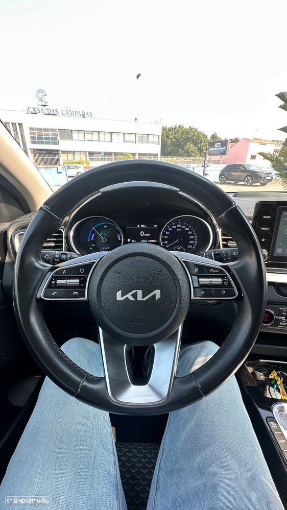 Kia XCeed 1.6 GDi PHEV Drive - 28