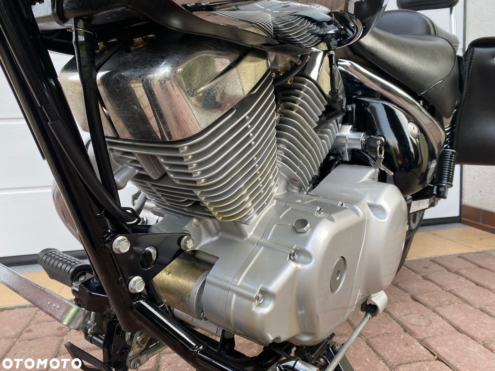 Suzuki Intruder - 41