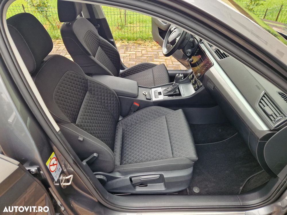 Skoda Superb 2.0 TDI DSG Ambition - 10