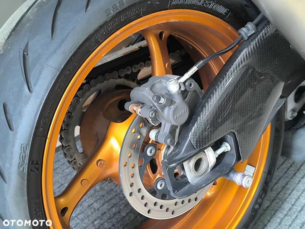 Suzuki GSX-R - 5