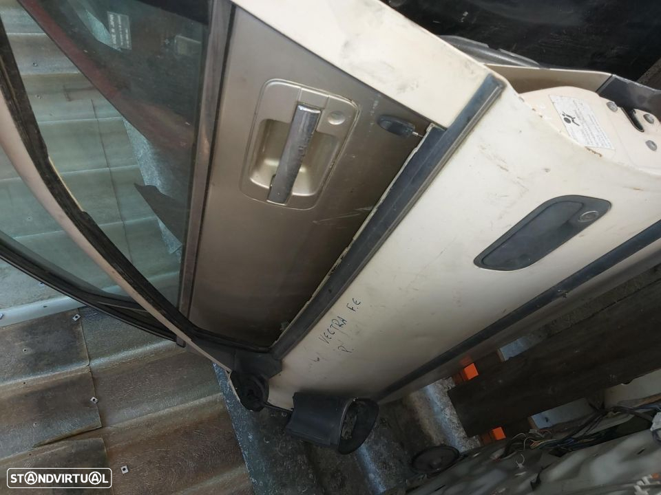 Porta Frente Esquerda Opel Vectra B - 2