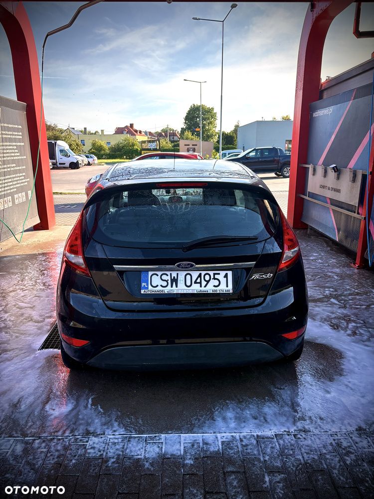 Ford Fiesta - 4